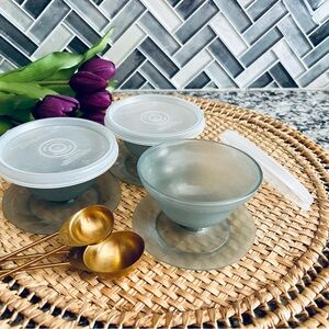 Vintage Tupperware dessert bowls (set of 3)